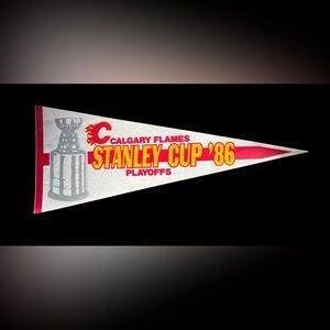Retro Calgary Flames Stanley Cup '86 Playoffs Pennant NHL Hockey